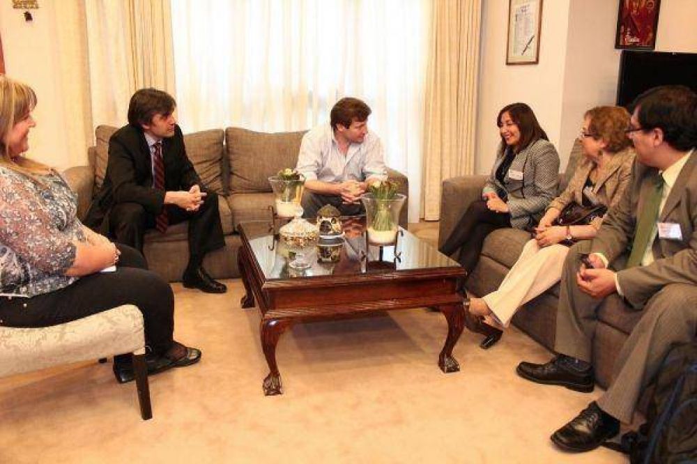 El intendente Melella recibi� a la Alcaldesa de Porvenir