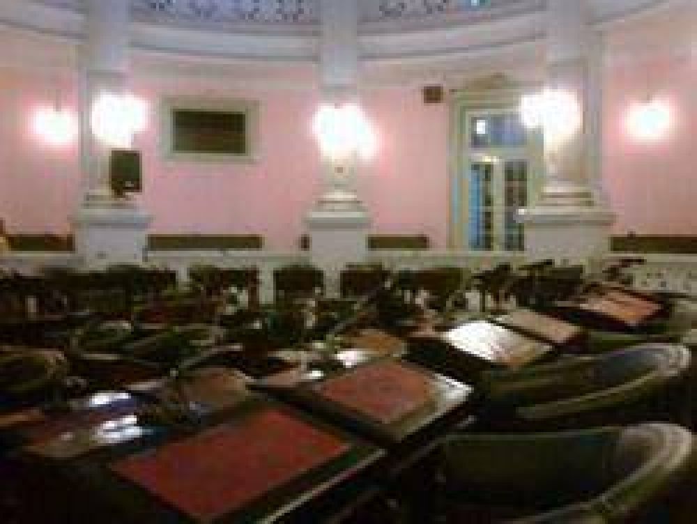 Burla radical ante proyecto K para designar a un subsecretario