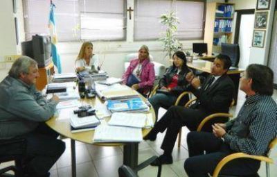 Obras Sanitarias se reuni� con representantes de la Cooperativa Stella Maris