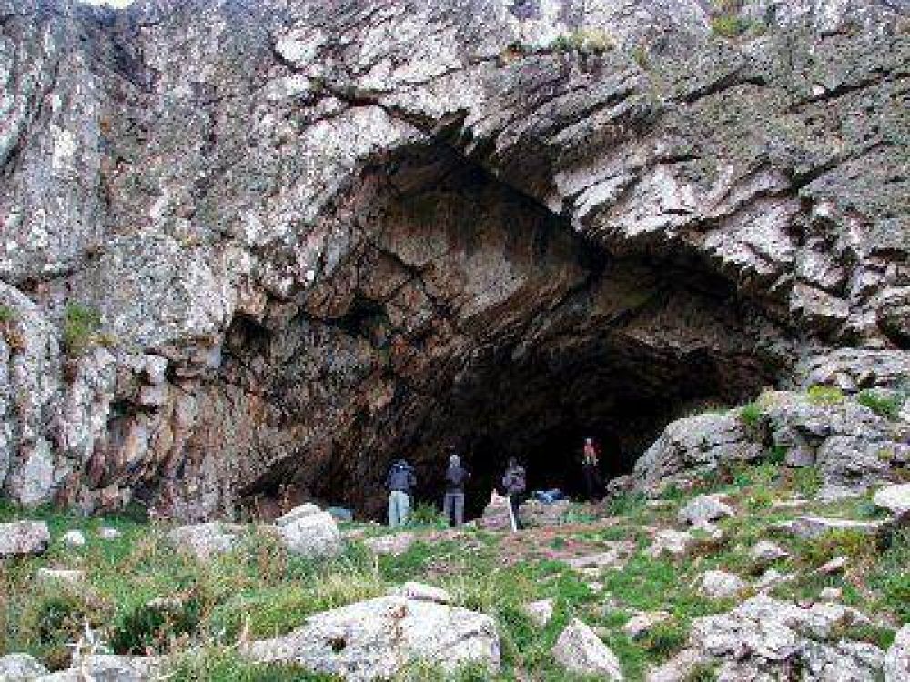 Por las intensas lluvias, debieron rescatar a 16 personas en cercan�as de Sierra de la Ventana 