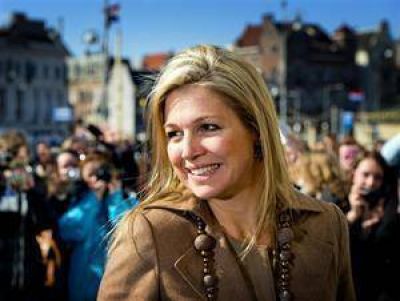 Buscan auspiciantes para la coronaci�n en Holanda