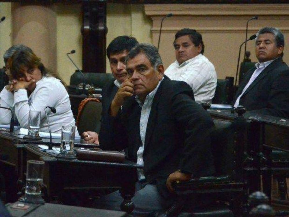 Representantes del Senado ante el Jury