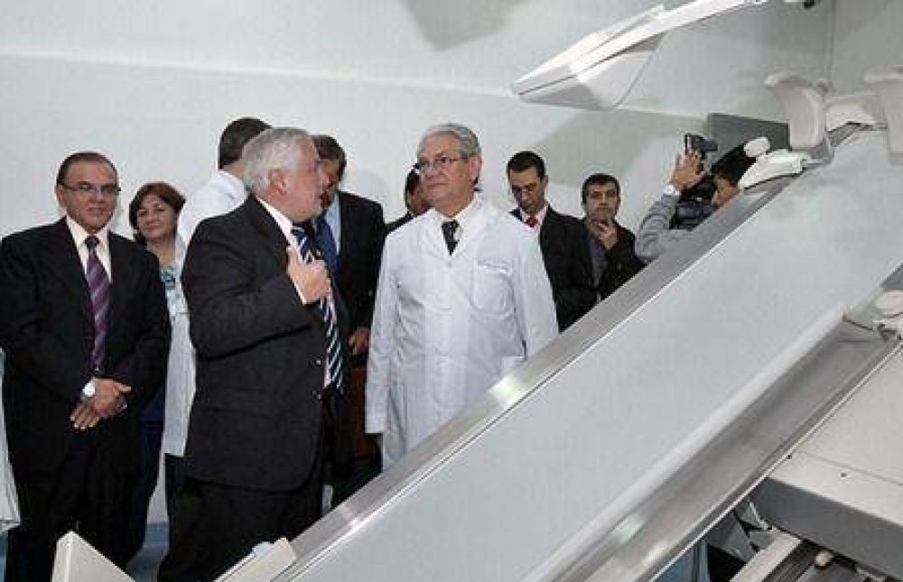 Dotaron de m�s tecnolog�a al Hospital San Bernardo