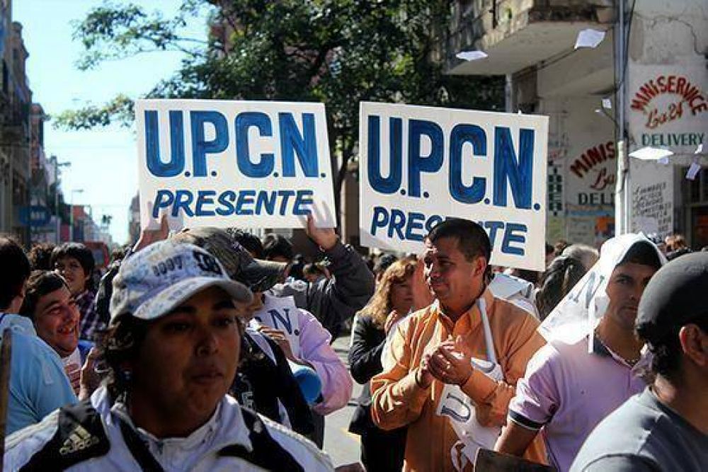 Estatales continuar�n protestando con cortes de calles