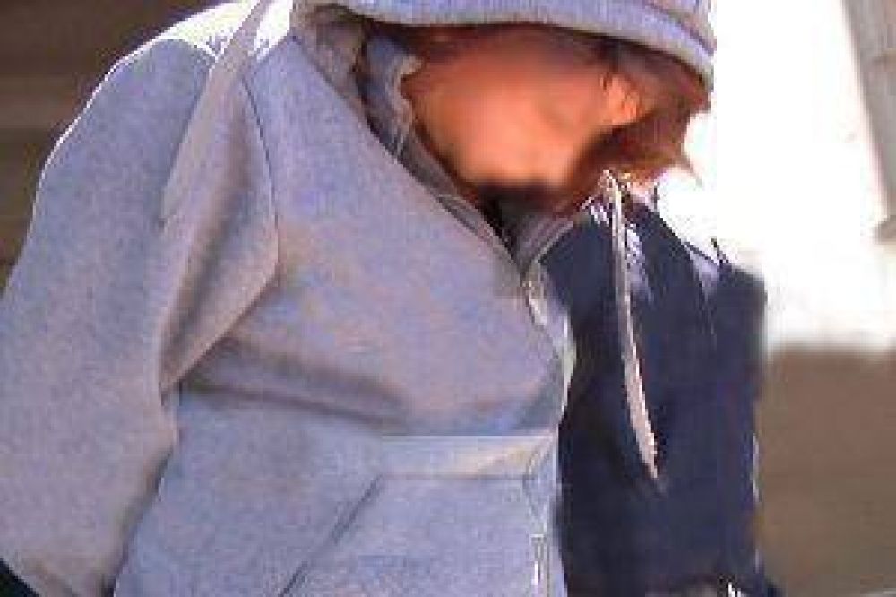 Habla la madre acusada: "Dej� al beb�, a las cuadras me arrepent� y volv�, pero ya era tarde"