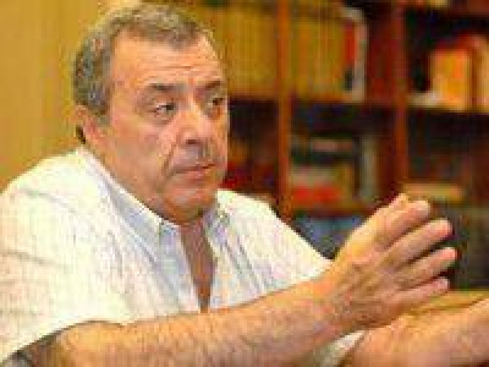 Garivoto asegur� que es una locura crear una polic�a comunal sin armas
