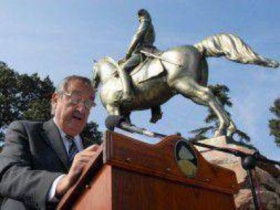 Tandil conmemora su 190� aniversario sin festejos por el duelo nacional