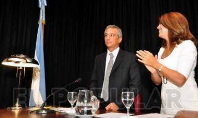 Eseverri pidi� polic�a propia y dijo que la oposici�n "bloquea al gobierno"