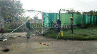 Comenzaron las obras con marcaci�n desde el lado de adentro correspondientes a la ampliaci�n de la Calle Mariano Acosta, lindera al predio de Petfood