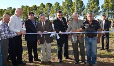 El Gobierno provincial inaugur� obras en Abramo