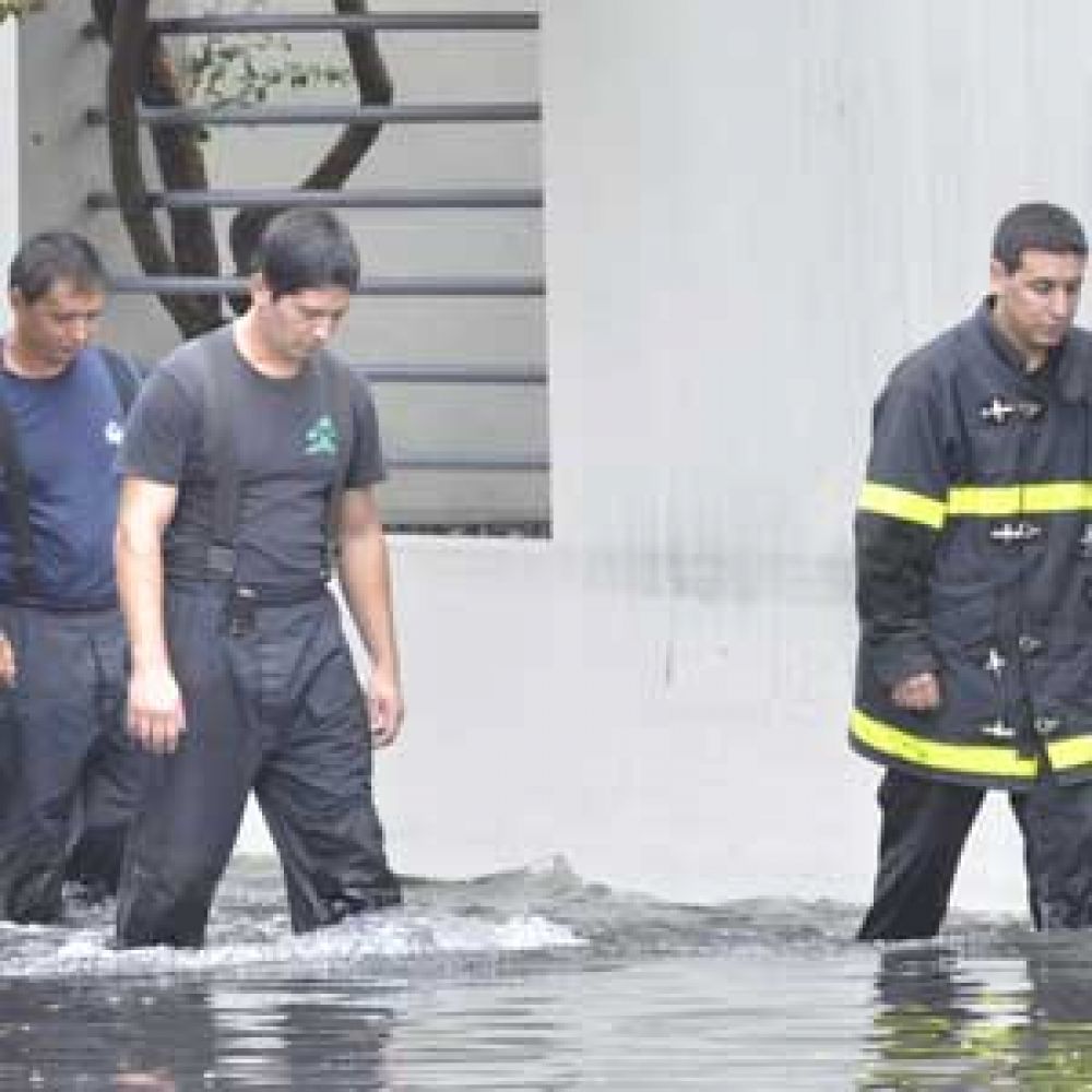 Cat�strofe: hay 51 v�ctimas fatales y sigue la b�squeda de desaparecidos