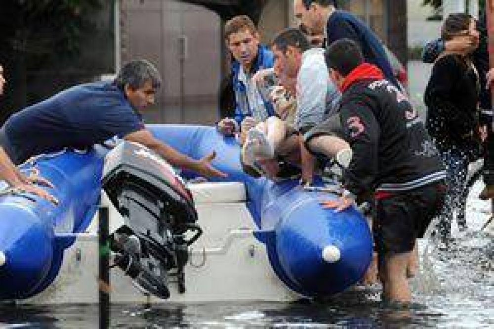 Sanjuaninos cuentan c�mo viven en La Plata despu�s del temporal: �Esto es una tragedia nunca antes vista�