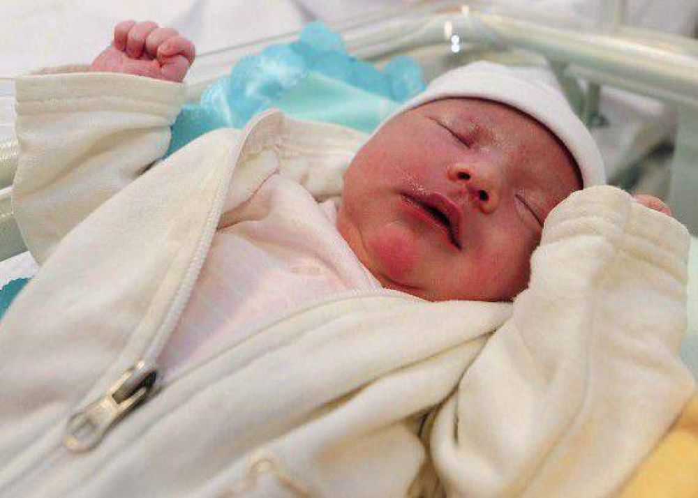 La salud de la poblaci�n materno-infanto-juvenil: Uno de los objetivos centrales del Gobierno