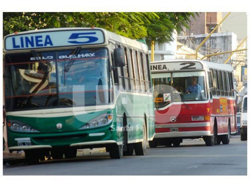 Planifican que los colectivos se vuelvan a diferenciar por color