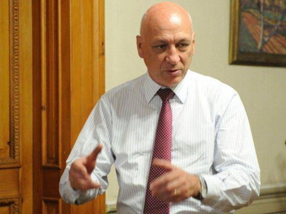 Los santafesinos ir�n a las urnas el 11 de agosto y el 27 de octubre