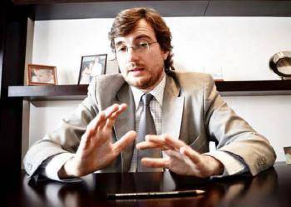 Aumento del 25% para municipales de Mor�n