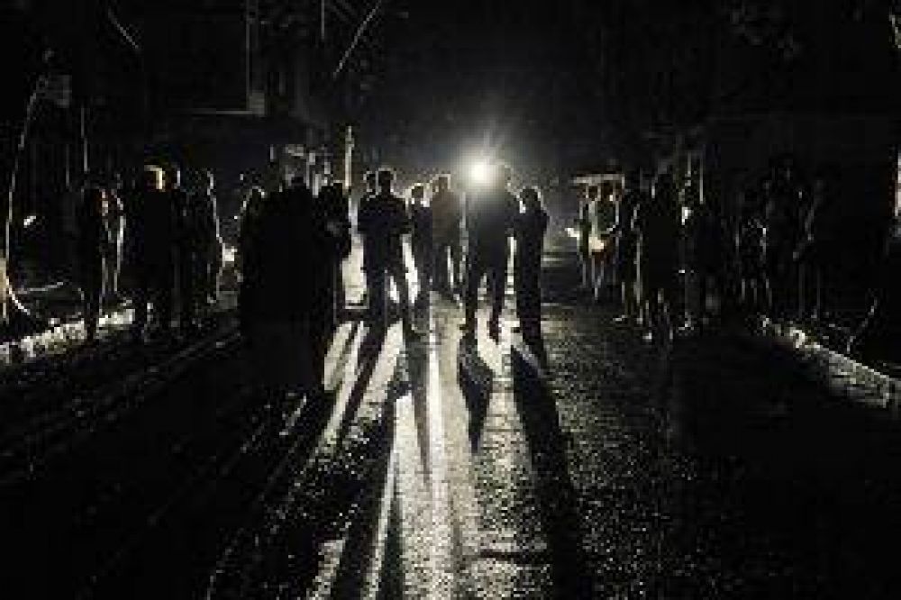 A�n quedan 8 mil usuarios sin luz en Capital Federal