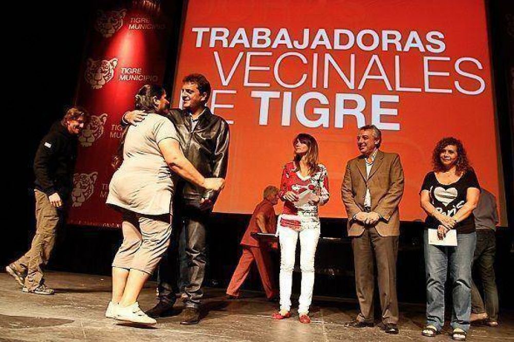 Sergio Massa agasaj� a las trabajadoras vecinales de Tigre