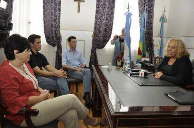 Mar�a Julia Albarellos es la nueva Directora de Deportes Municipal