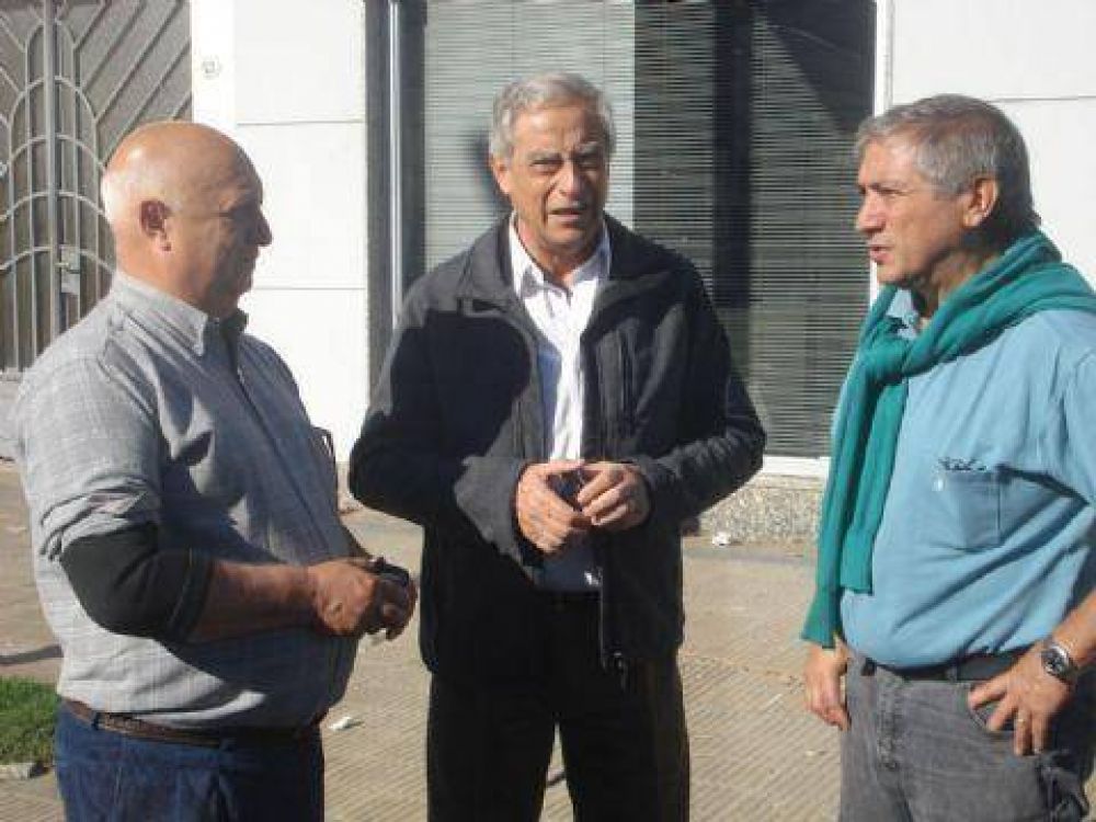 El diputado Juan de Jes�s visit� la ciudad de Berisso