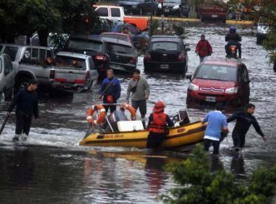 Encuentran otros 8 cad�veres y ya suman 59 los muertos
