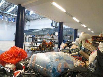 PE�AROL RECOLECT� 2 CAMIONES CON DONACIONES PARA LA PLATA