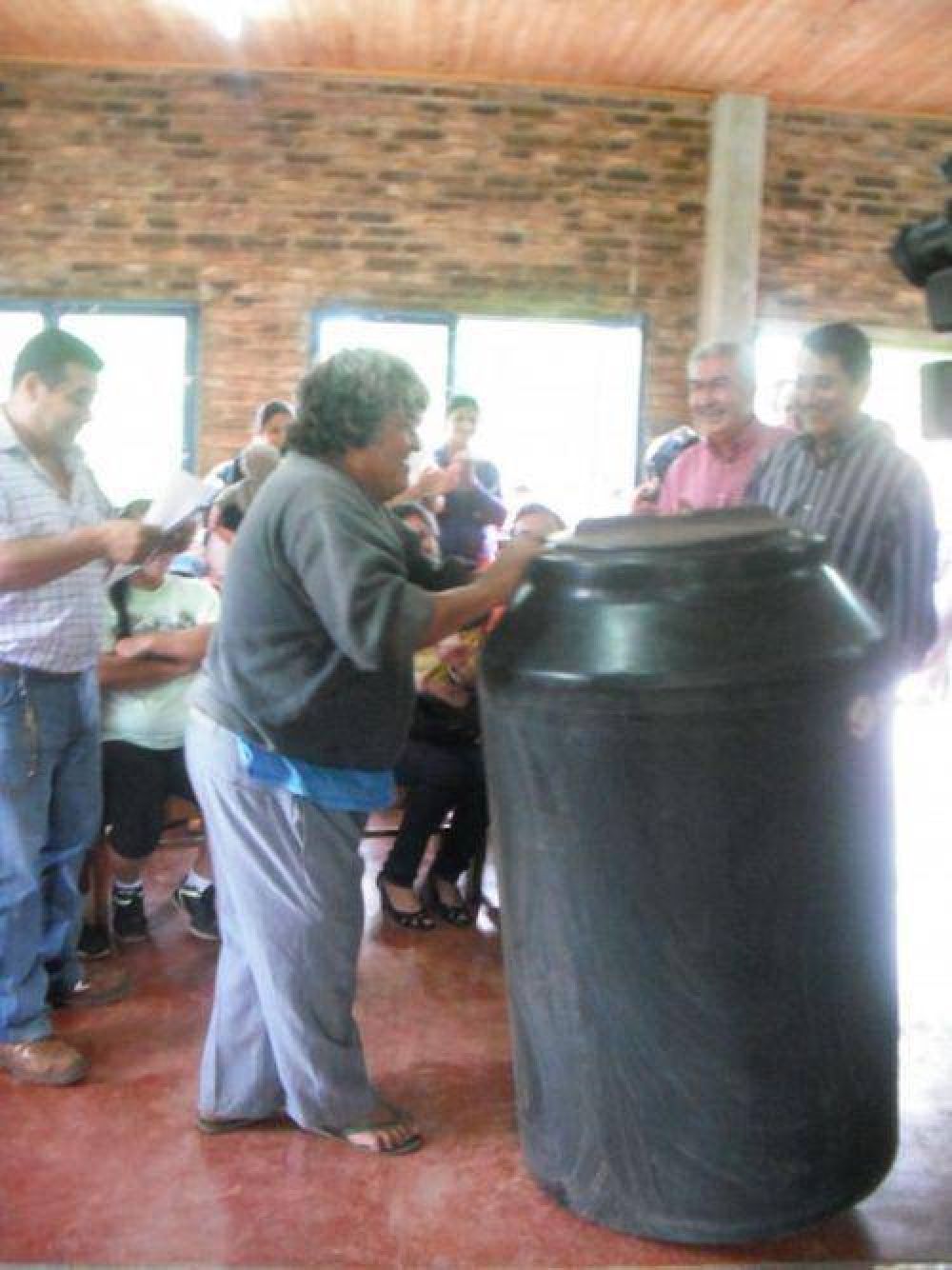 Comuna y Provincia apuestan al trabajo conjunto para facilitar el acceso al agua en los barrios 