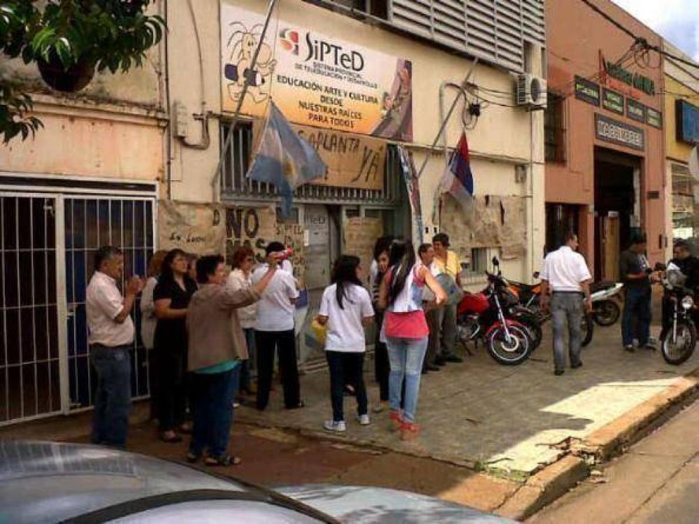 Los empleados del Sipted volvieron a protestar