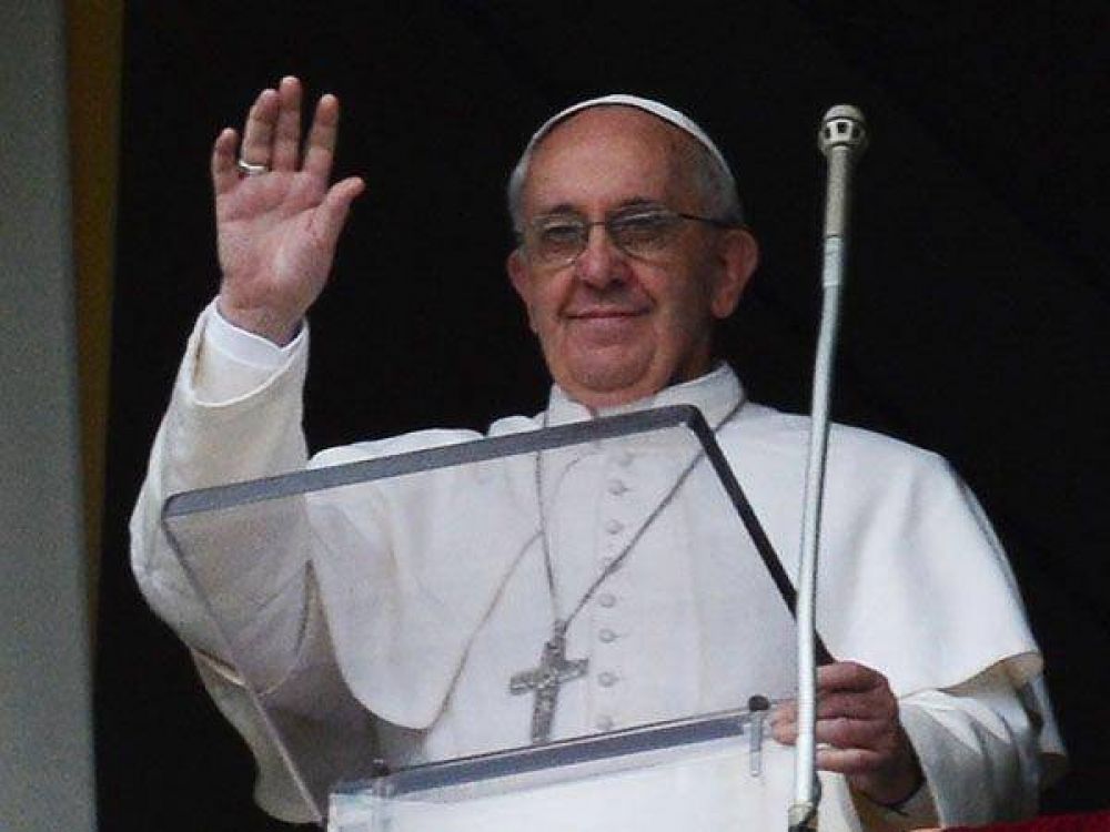 Otro gesto del Papa: envi� u$s50 mil para los damnificados de La Plata