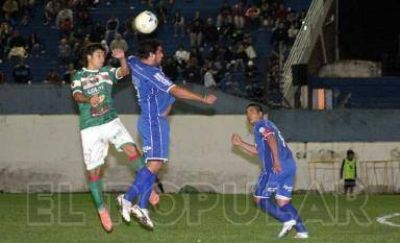 San Jorge se aprovech� de un deste�ido Racing