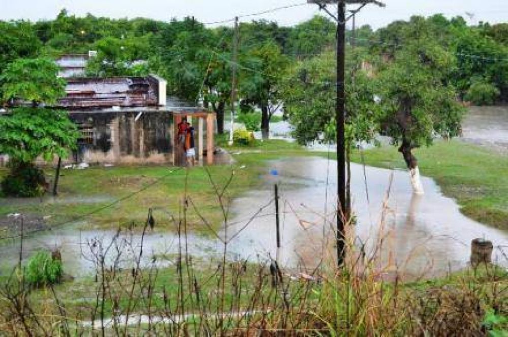 El gobierno brindo asistencia integral a afectados por la tormenta 