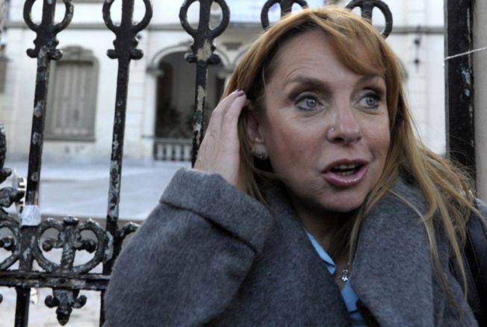 Denuncian a Lubertino por acoso laboral