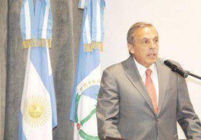 Sapag advirti� que el EPAS delegar�a la distribuci�n minorista del agua 