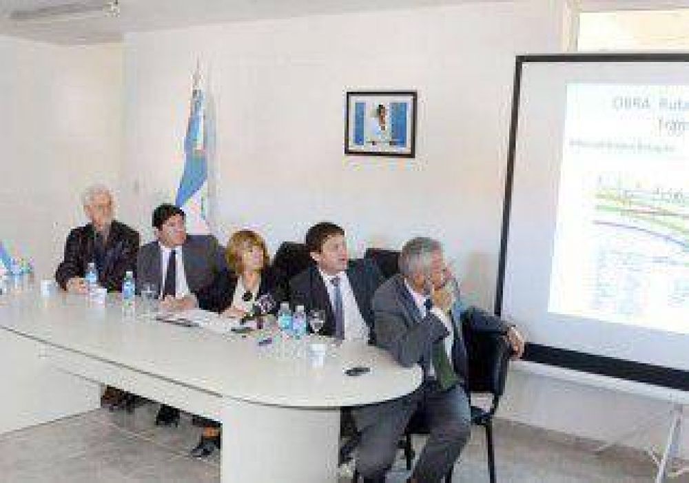 Arrancan las obras de la autov�a Plottier-Arroyito 