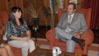 Alperovich tild� de �aberrante� el fallo de la Corte y exigi� �responsables� por el caso Ver�n