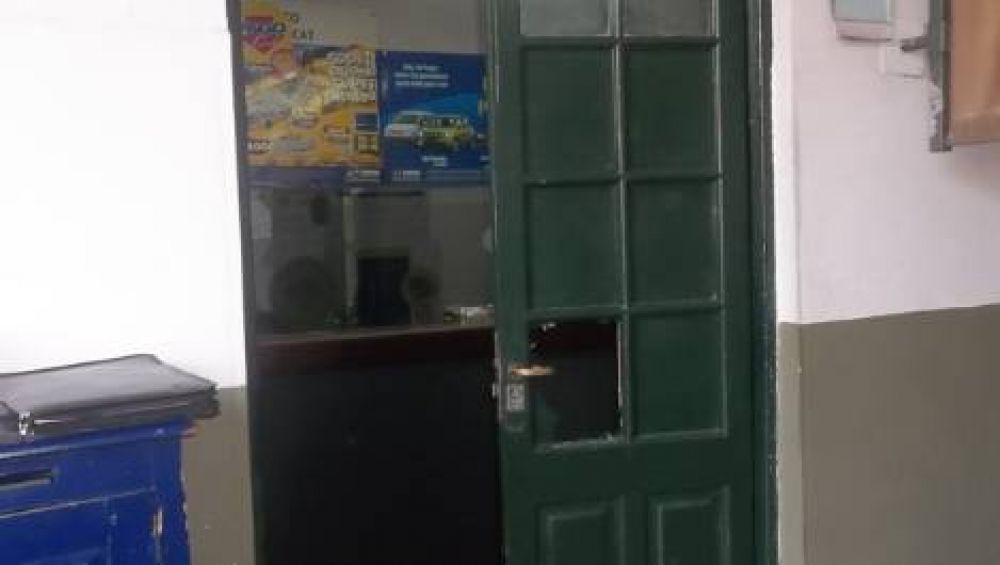 Buscan a los ladrones que robaron $30 mil del Correo