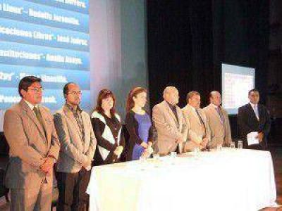 Inauguraron las primeras Jornadas de Tecnolog�as Libres � Palpal� 2013