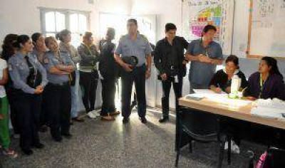 Mediante una campa�a, concientizan a los vecinos sobre la violencia de g�nero