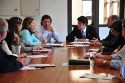 Provincia y Municipio trabajar�n en la agilizaci�n de tr�mites del programa PROCREAR