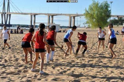 Corrientes celebr� el D�a del Deporte en la playa Arazaty