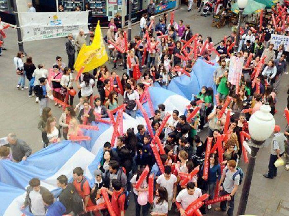 Nutrida marcha por el D�a del Ni�o por Nacer