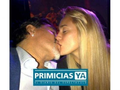 Exclusivo | Maradona y Roc�o Oliva, como dos adolescentes