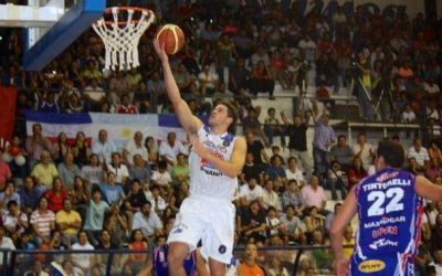 Pe�arol trabaj� para dejar en el camino a Quimsa y alimentar el sue�o de tetracampe�n