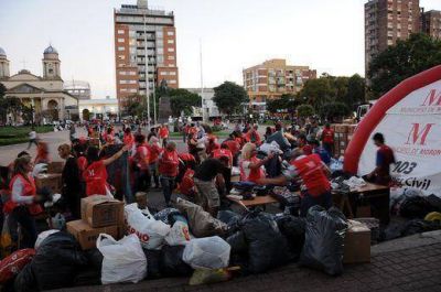 Jornada solidaria en Mor�n por los damnificados del temporal