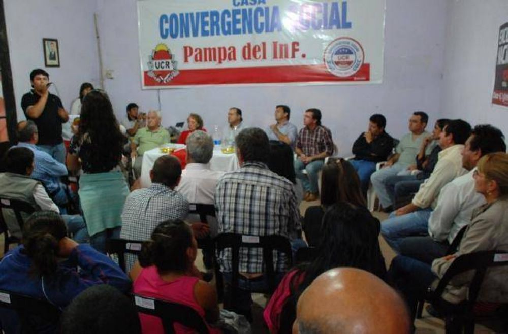 En Pampa del Infierno, Rozas sum� apoyo a su candidatura