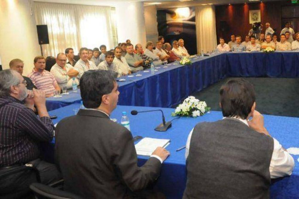 Capitanich encabez� mesa de trabajo con integrantes de la cadena productiva