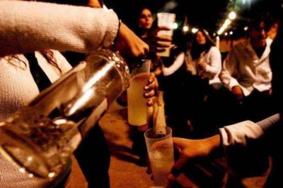 Advierten que la edad de inicio del consumo de alcohol es cada vez m�s baja