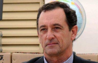 Guti�rrez: �Hemos comprometido el env�o de un cami�n de agua potable y un cami�n de colchones� a La Plata