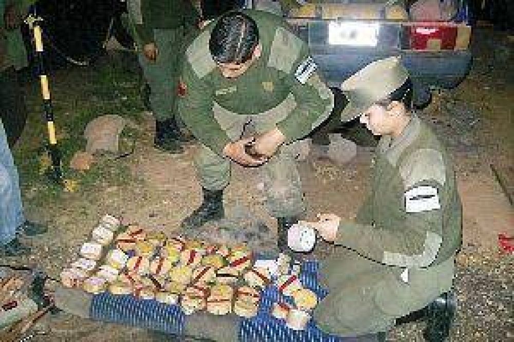 Atrapan en Rafaela a un camionero que sali� de Santiago con fuerte cargamento de coca�na