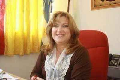 Cristina L�pez de Abarca: �Empezamos a debatir una ley �nica para la Educaci�n�	